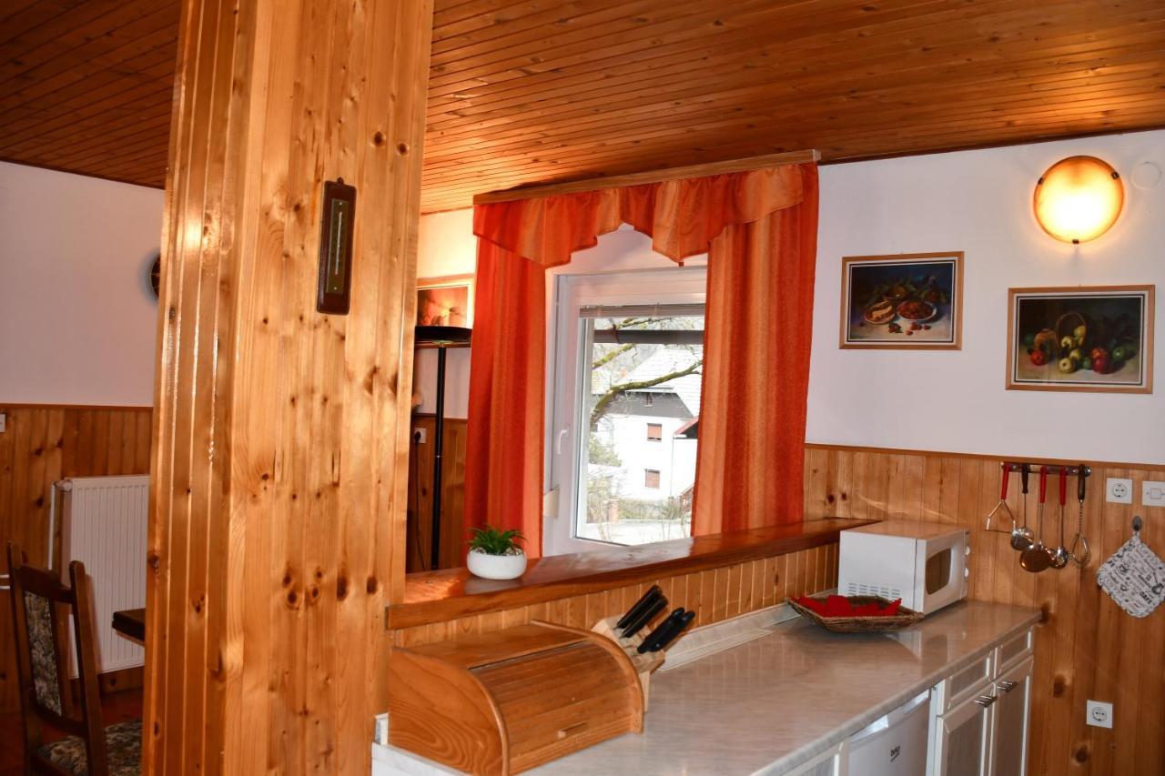 Apartments Lenc Бовец Екстериор снимка