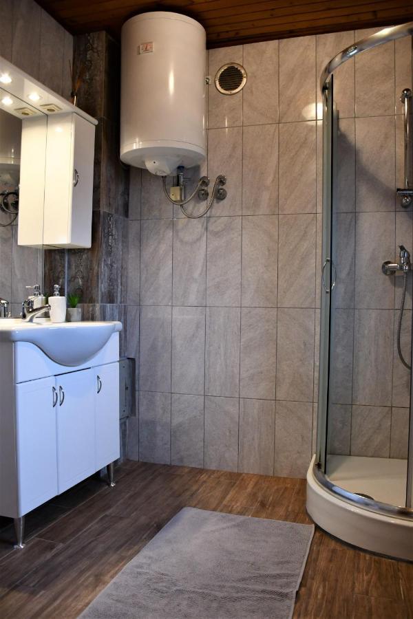 Apartments Lenc Бовец Екстериор снимка