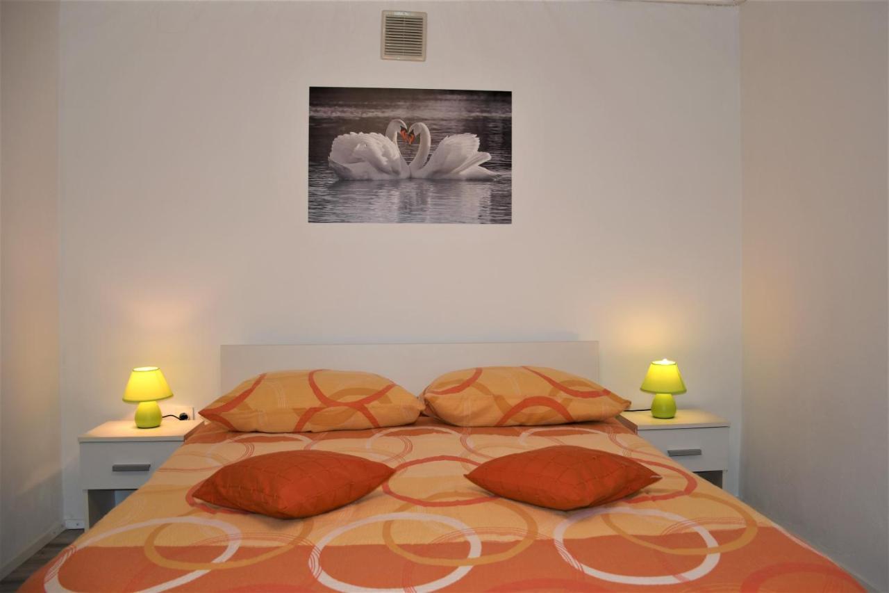 Apartments Lenc Бовец Екстериор снимка