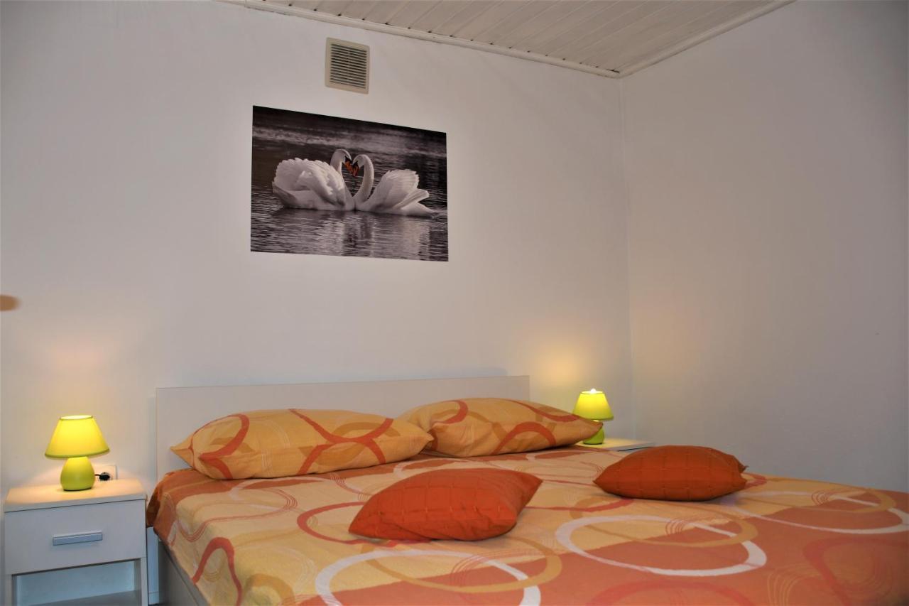 Apartments Lenc Бовец Екстериор снимка
